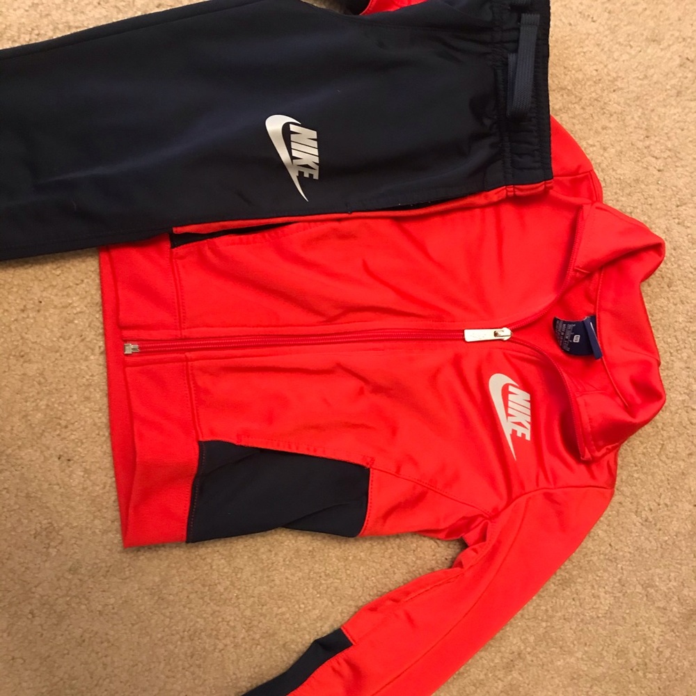 Nike boys track suit